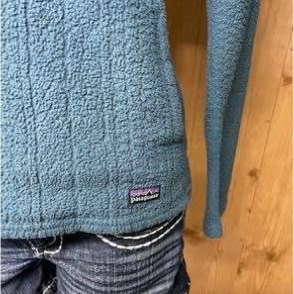 Women’s small Patagonia hoodie (hard to find style!) - Picture 4 of 7